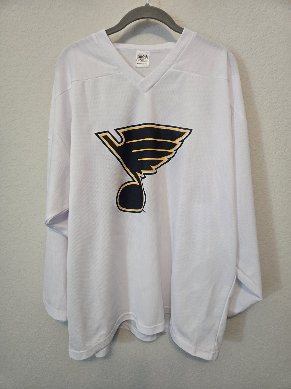 Pear Sox St. Louis Blues Hockey V-Neck Long Sleeve Jersey Shirt, L, White